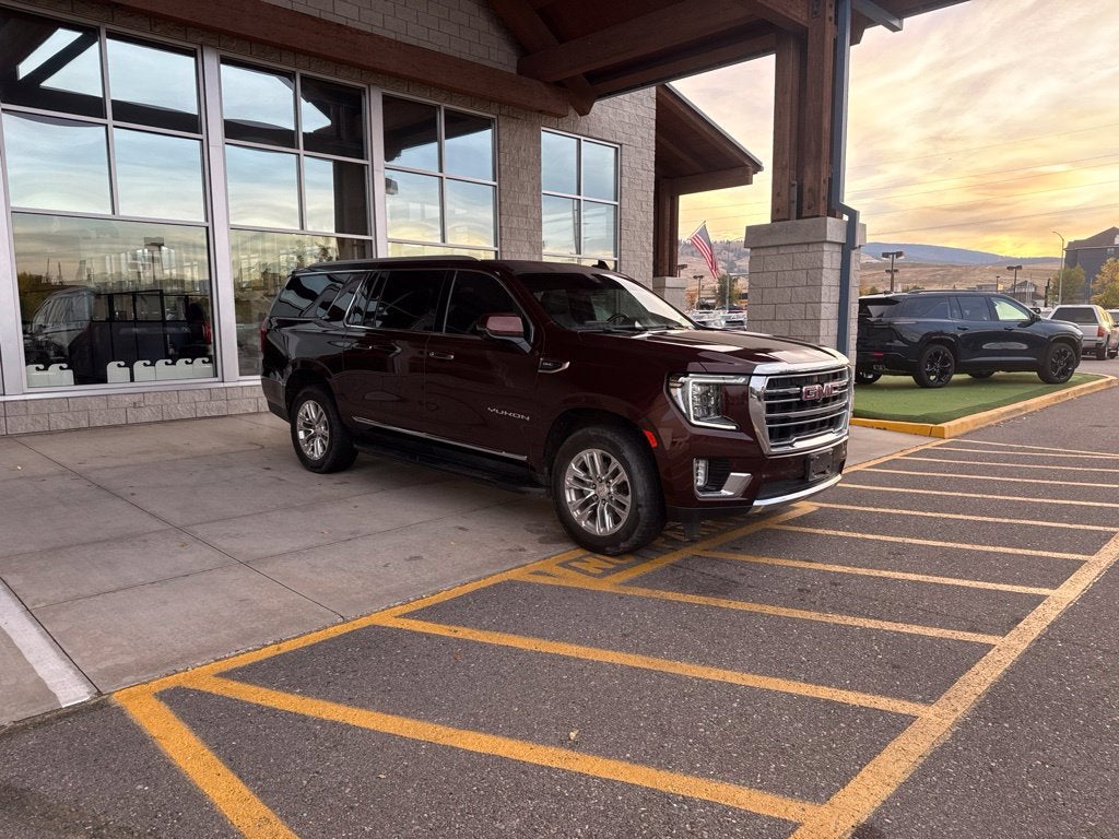 2022 GMC Yukon XL SLT