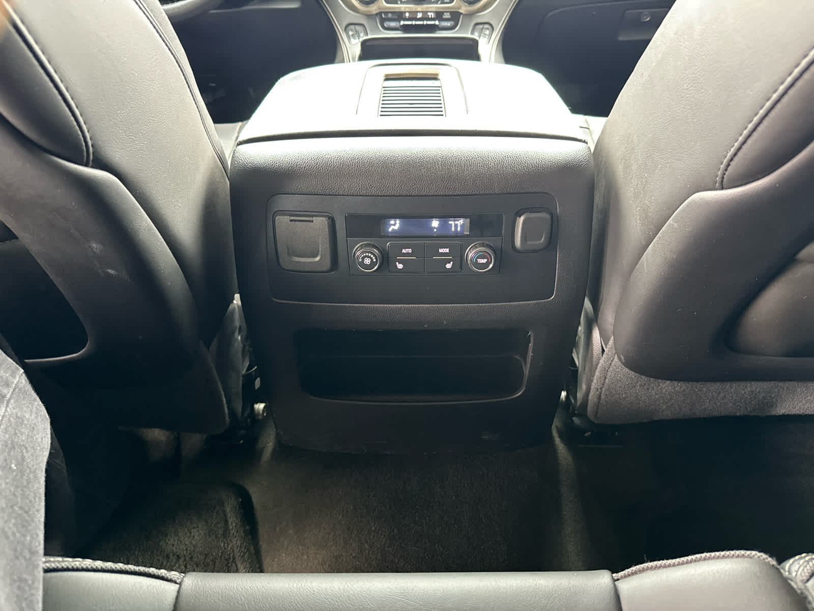 2016 GMC Yukon XL Denali