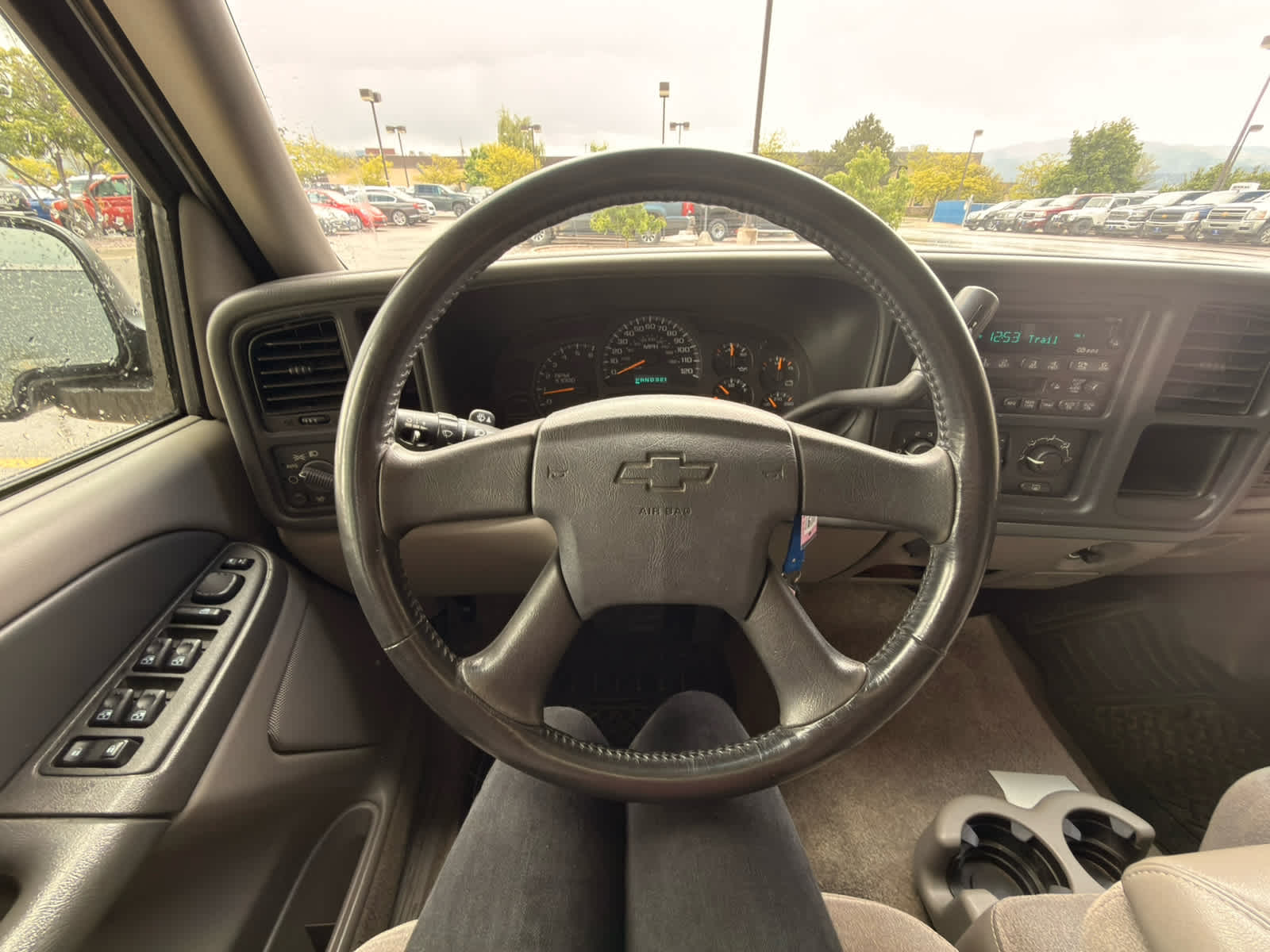 2003 Chevrolet Suburban LS