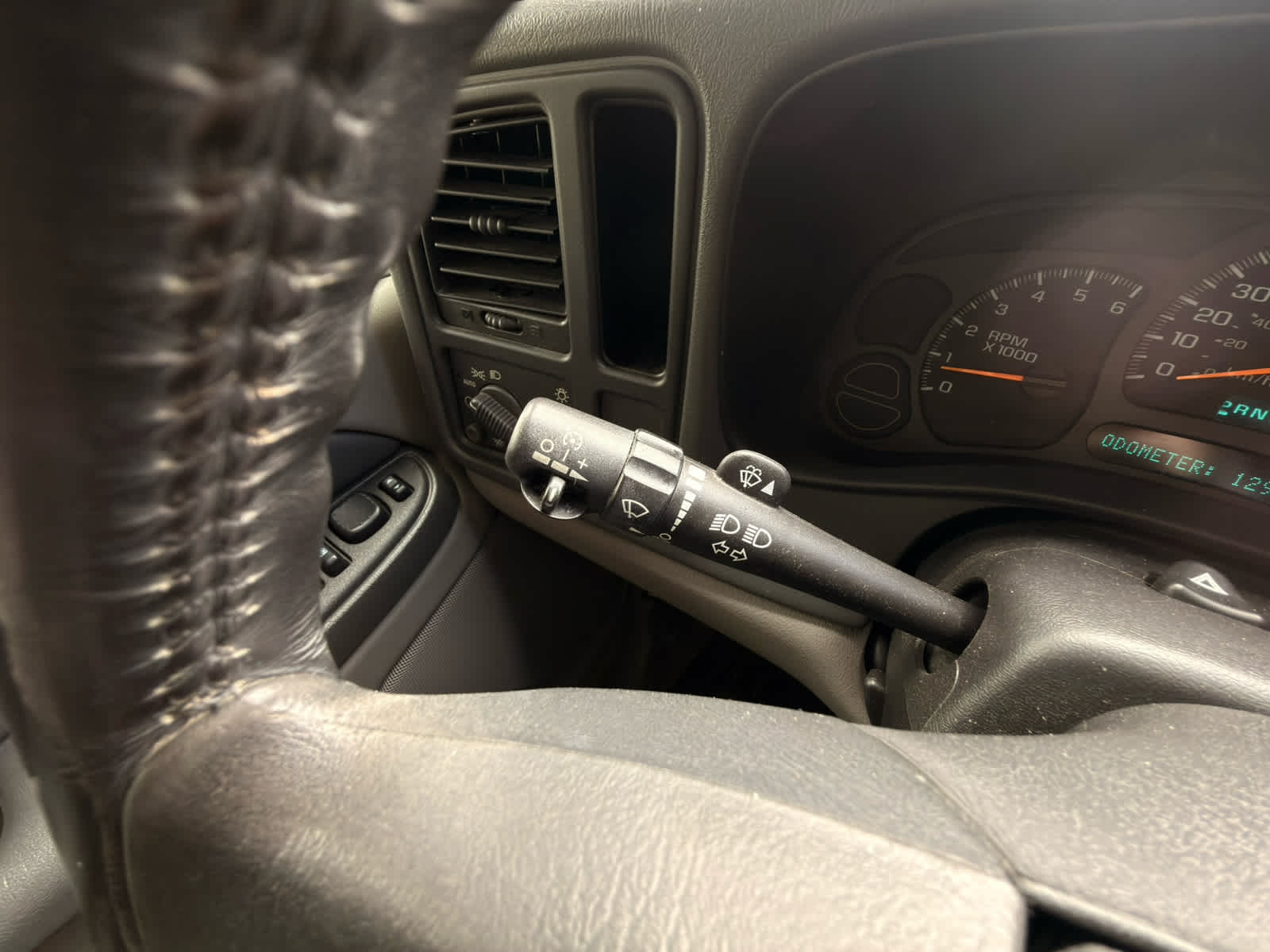 2003 Chevrolet Suburban LS
