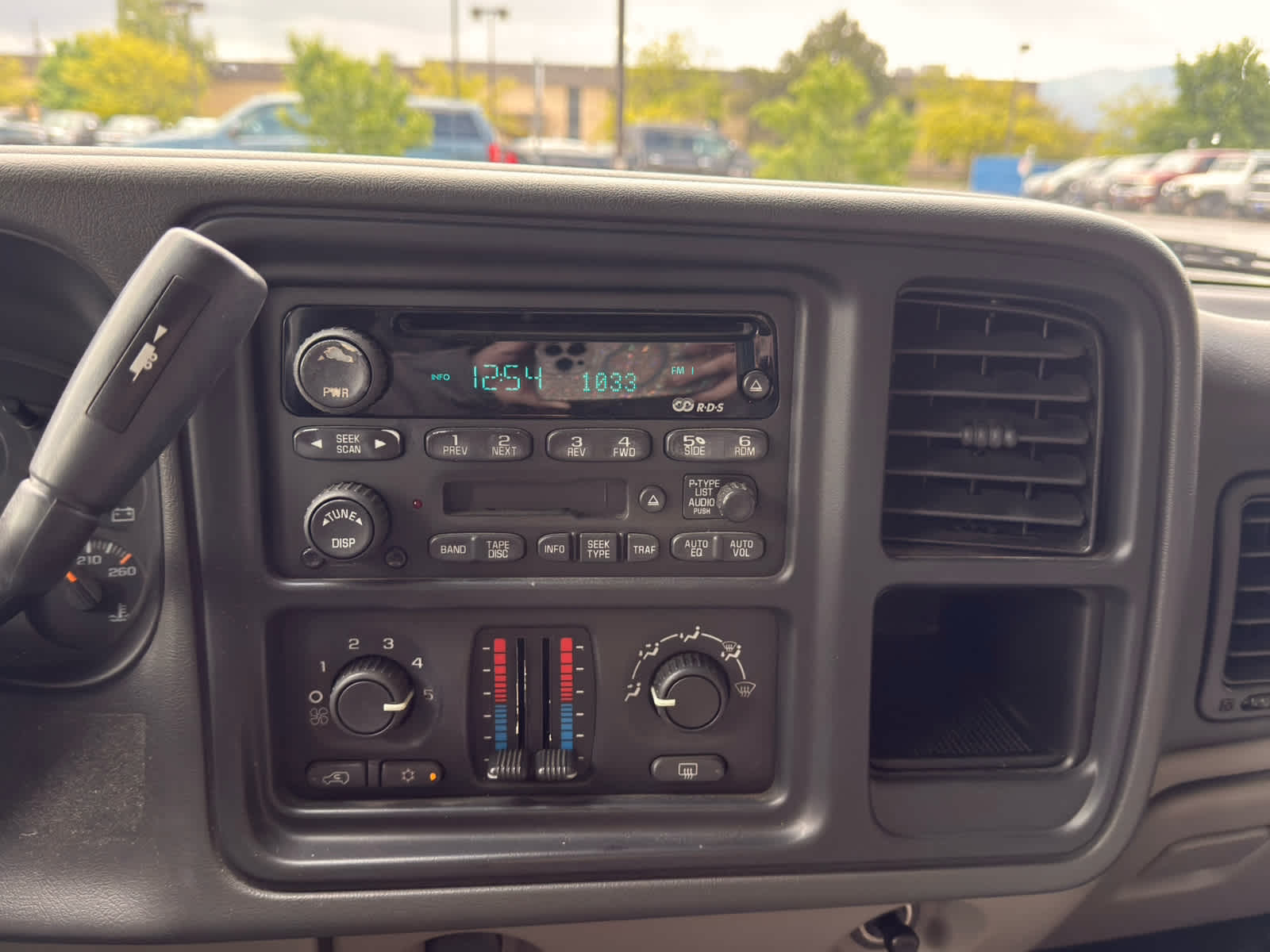 2003 Chevrolet Suburban LS