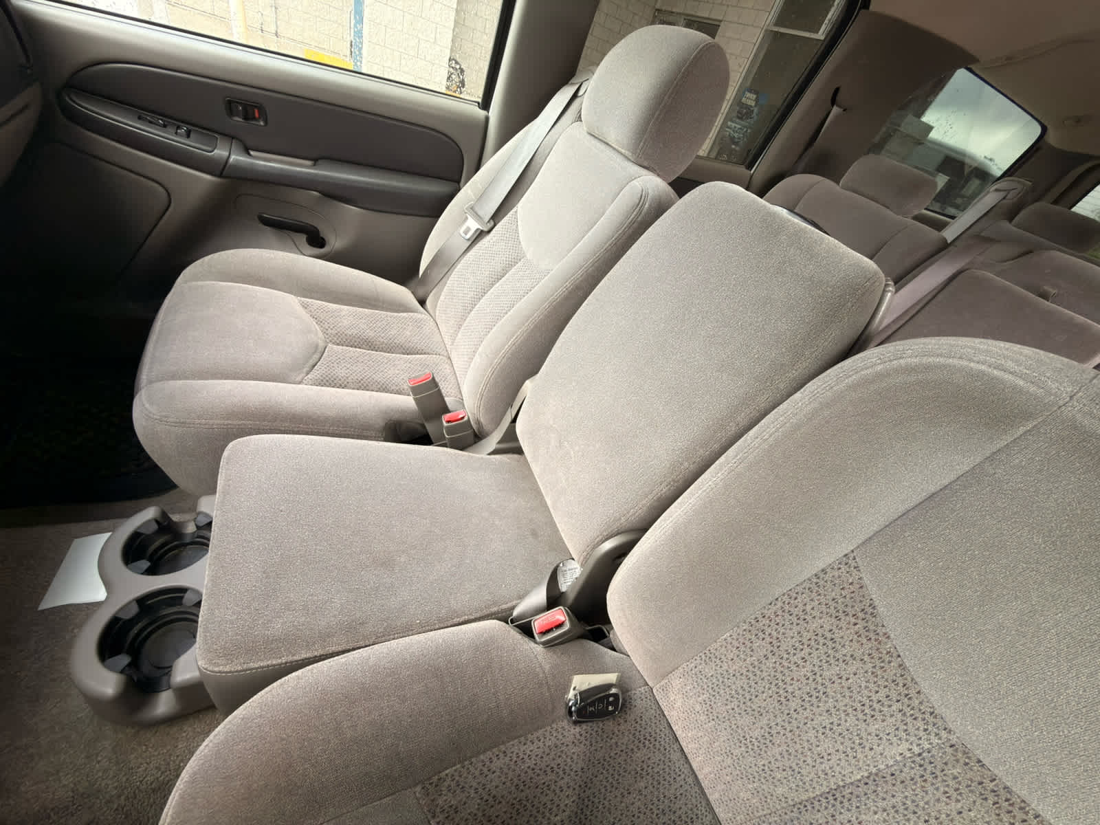 2003 Chevrolet Suburban LS