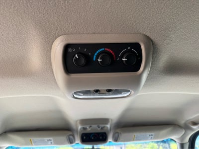 2003 Chevrolet Suburban LS