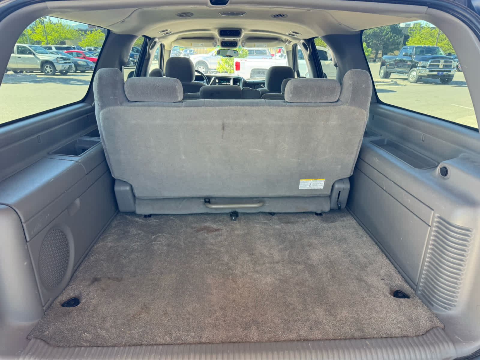 2003 Chevrolet Suburban LS