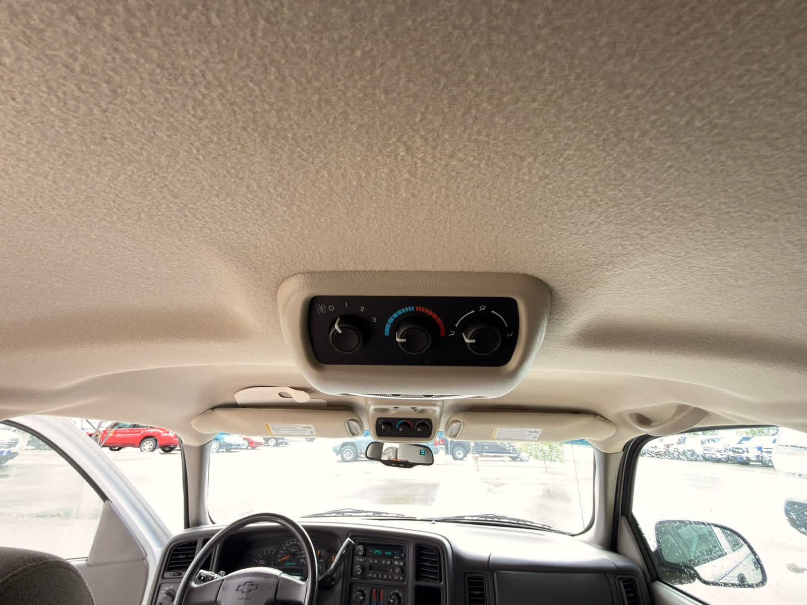 2003 Chevrolet Suburban LS