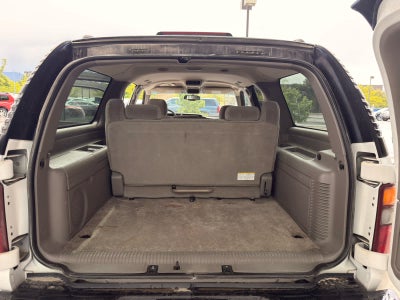 2003 Chevrolet Suburban LS