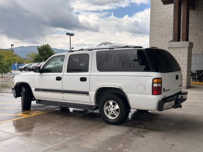 2003 Chevrolet Suburban LS