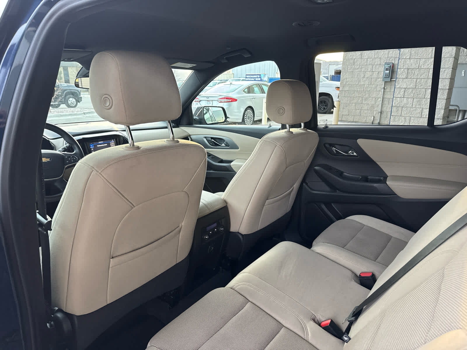 2022 Chevrolet Traverse LS