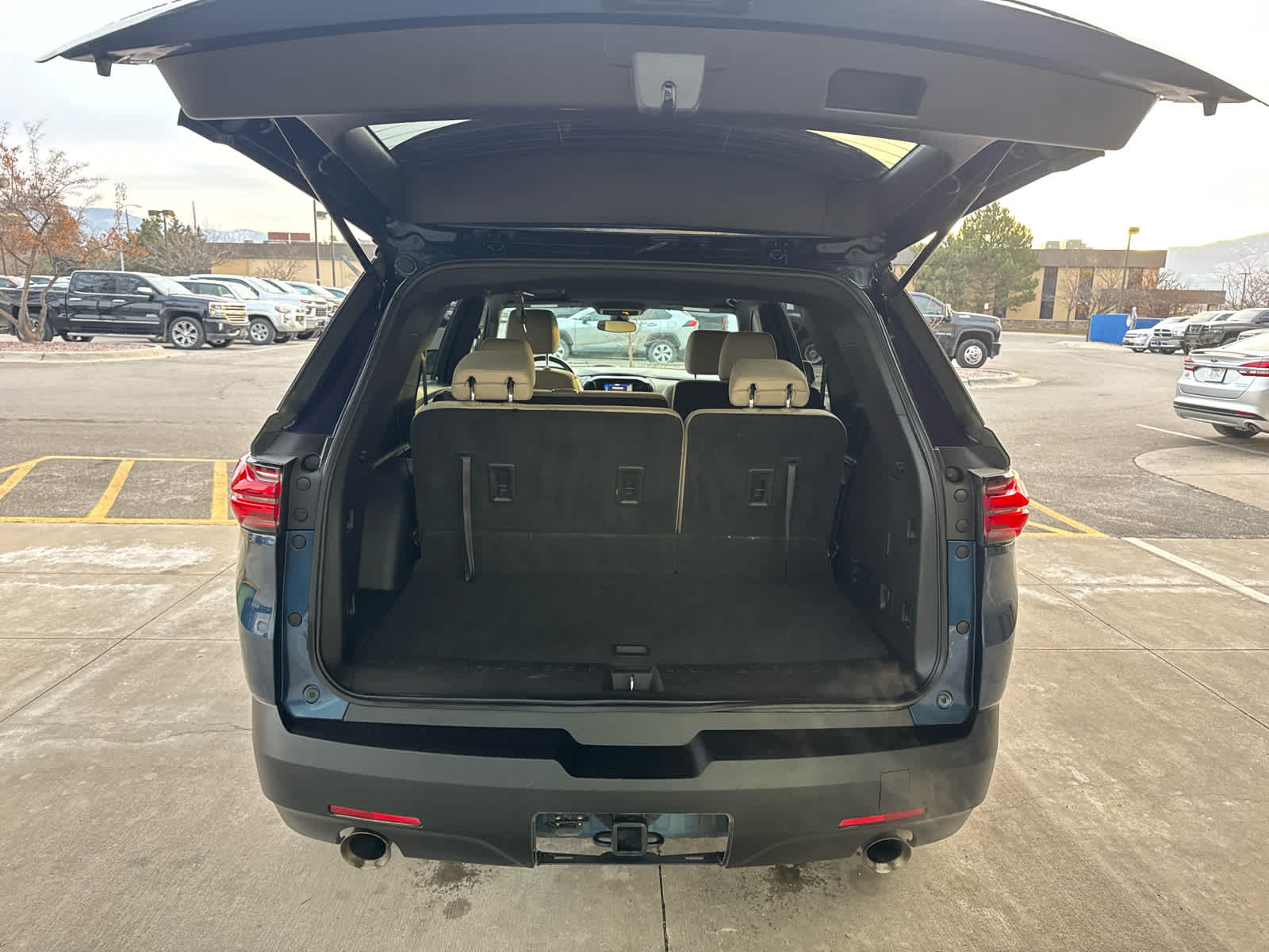 2022 Chevrolet Traverse LS