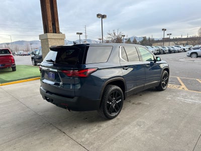 2022 Chevrolet Traverse LS