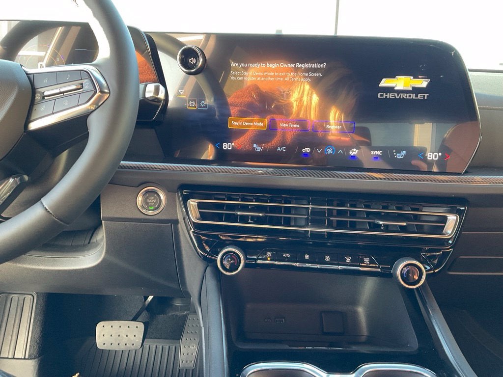 2027 Chevrolet Traverse Z71 - Photo 17