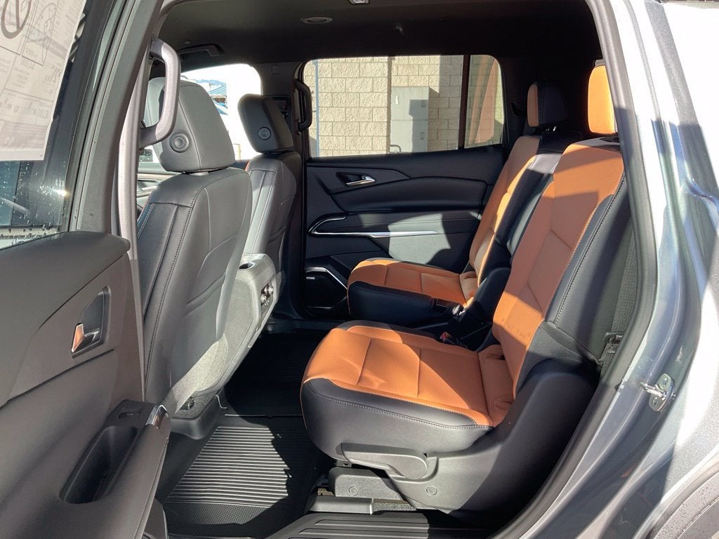 2027 Chevrolet Traverse Z71 - Photo 23