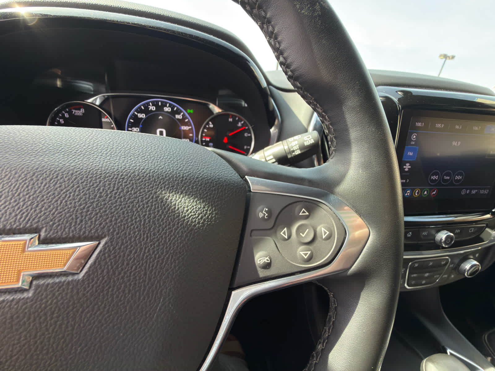 2023 Chevrolet Traverse Premier