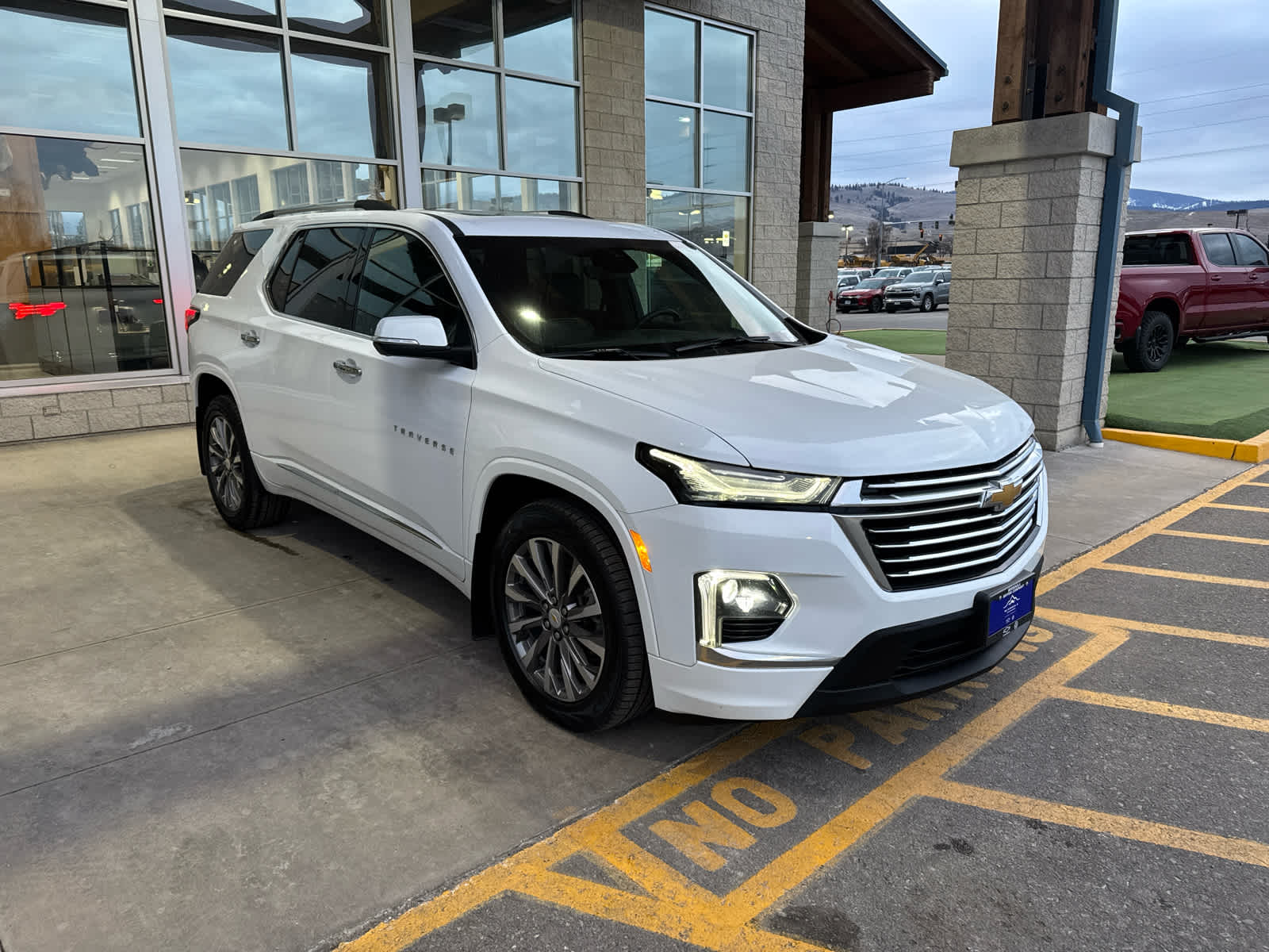 2023 Chevrolet Traverse Premier