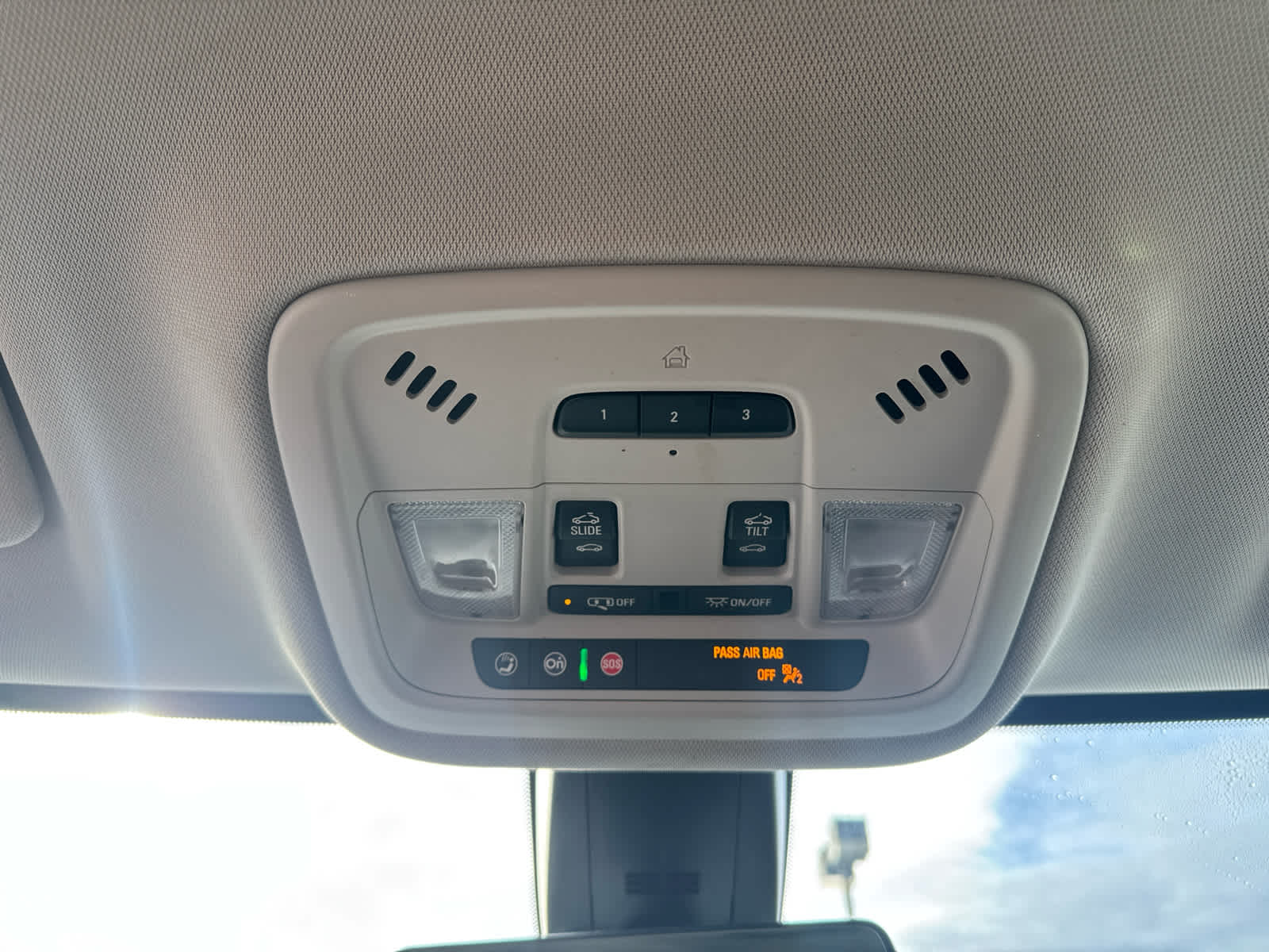 2020 Chevrolet Traverse Premier