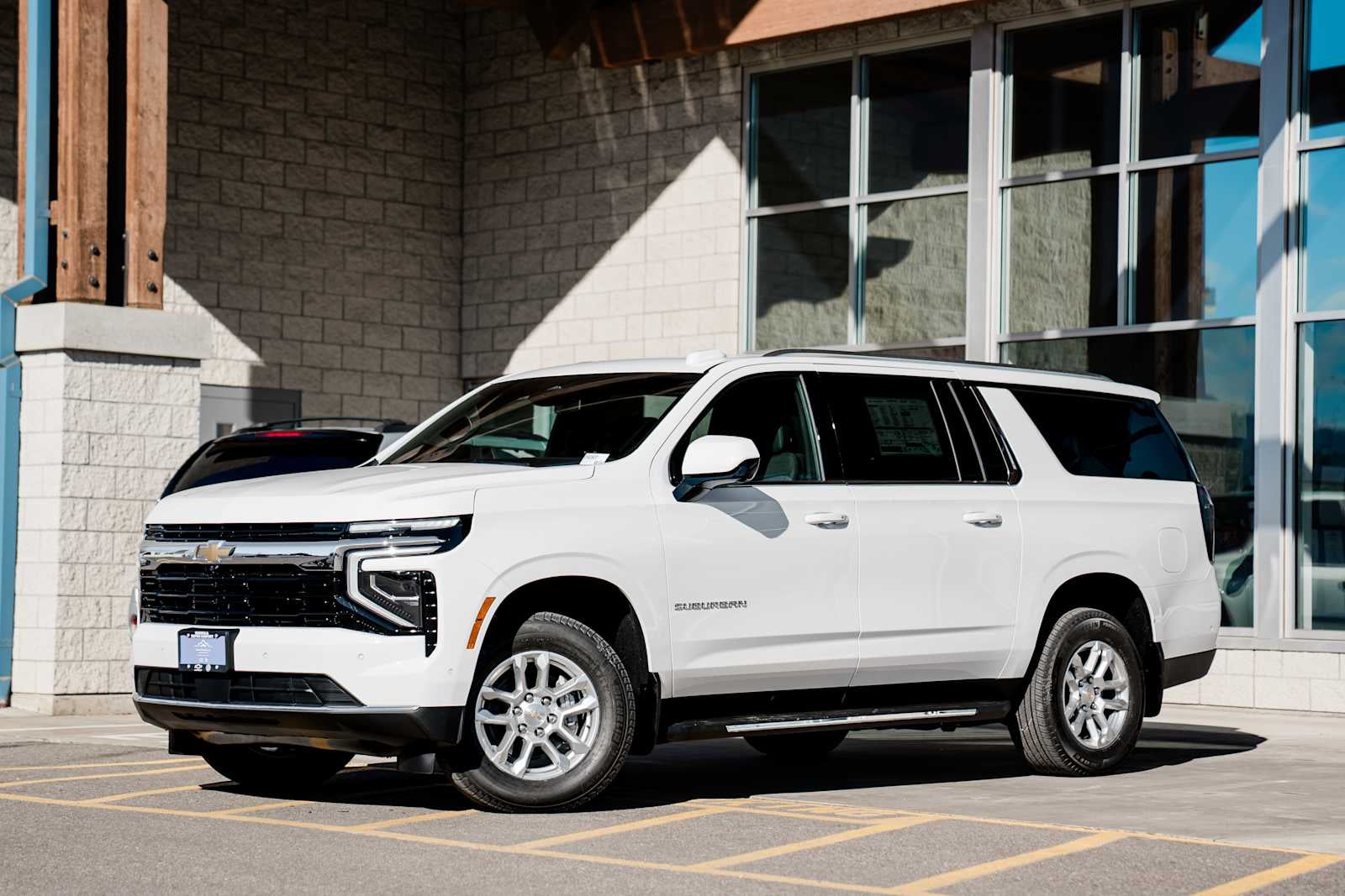 2026 Chevrolet Suburban LS