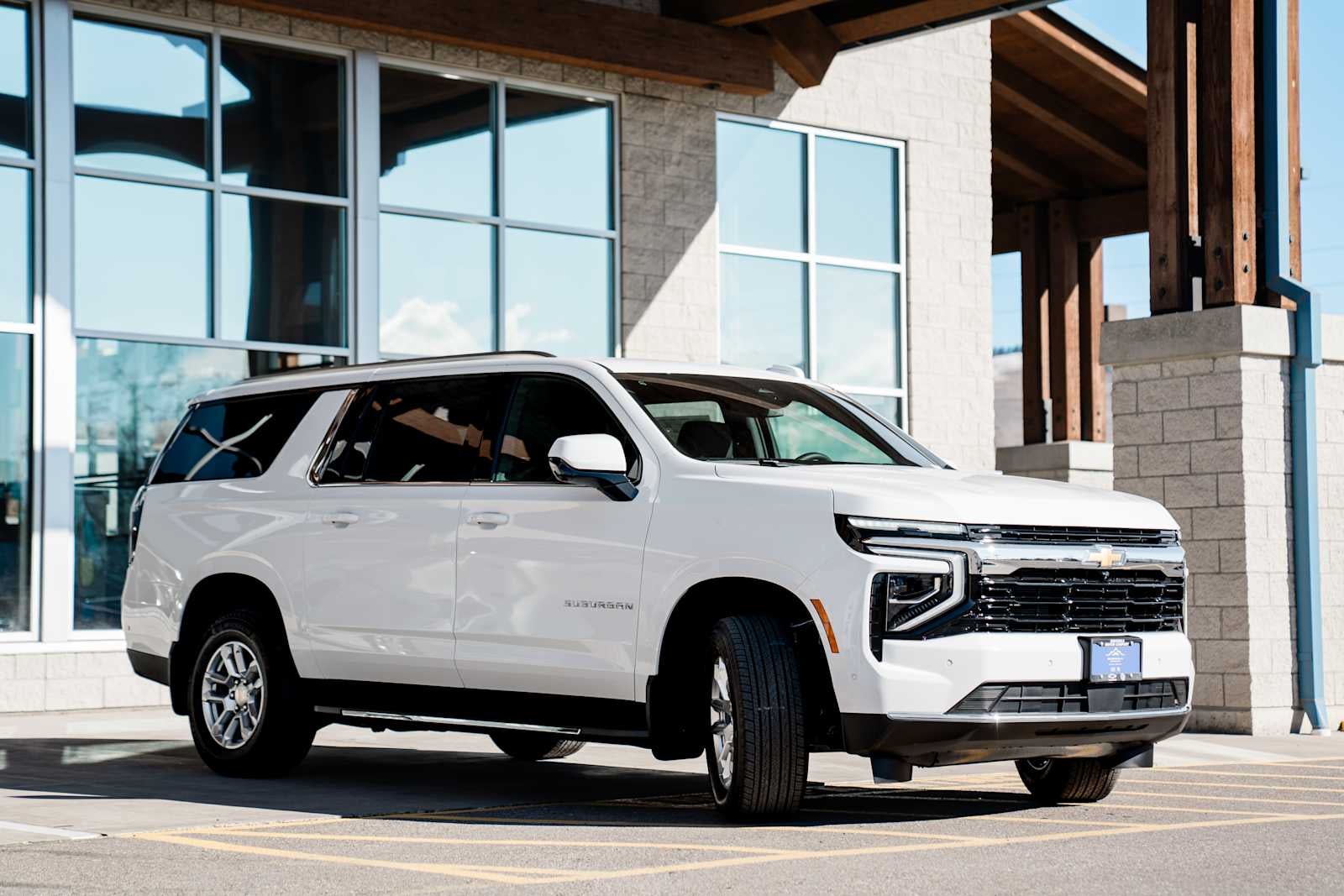 2026 Chevrolet Suburban LS