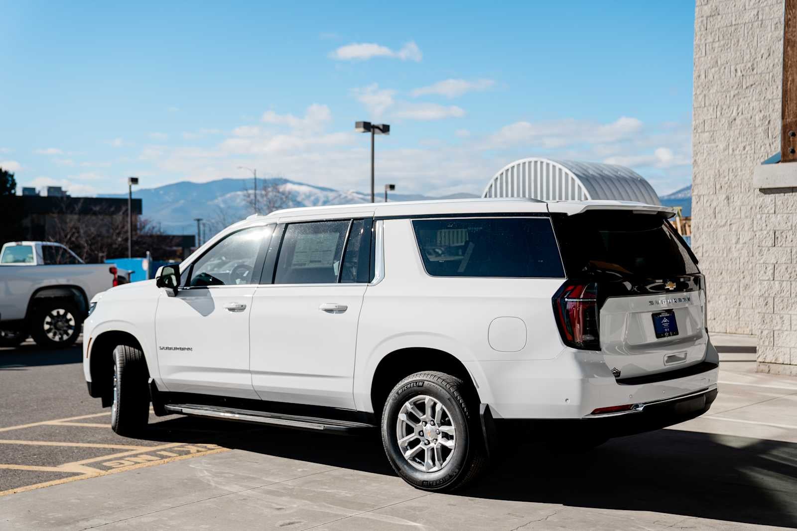 2026 Chevrolet Suburban LS