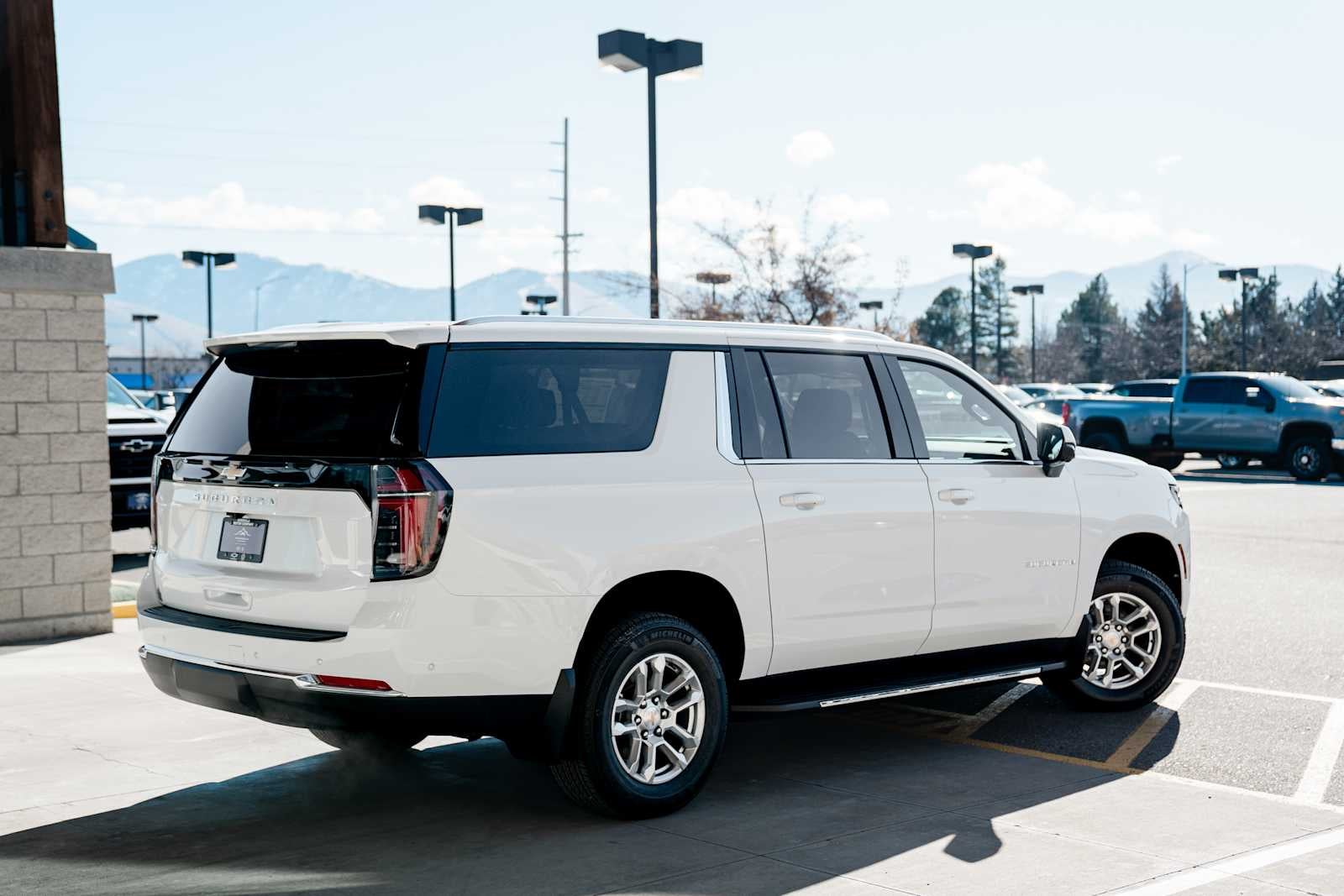 2026 Chevrolet Suburban LS