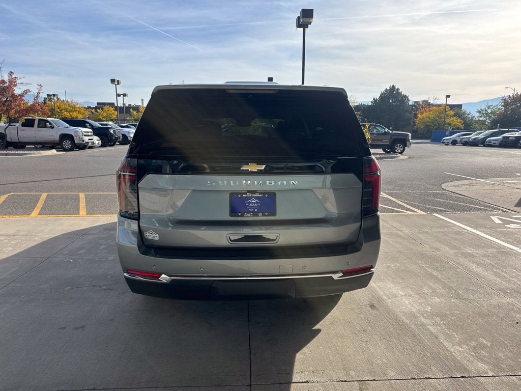 2027 Chevrolet Suburban LS