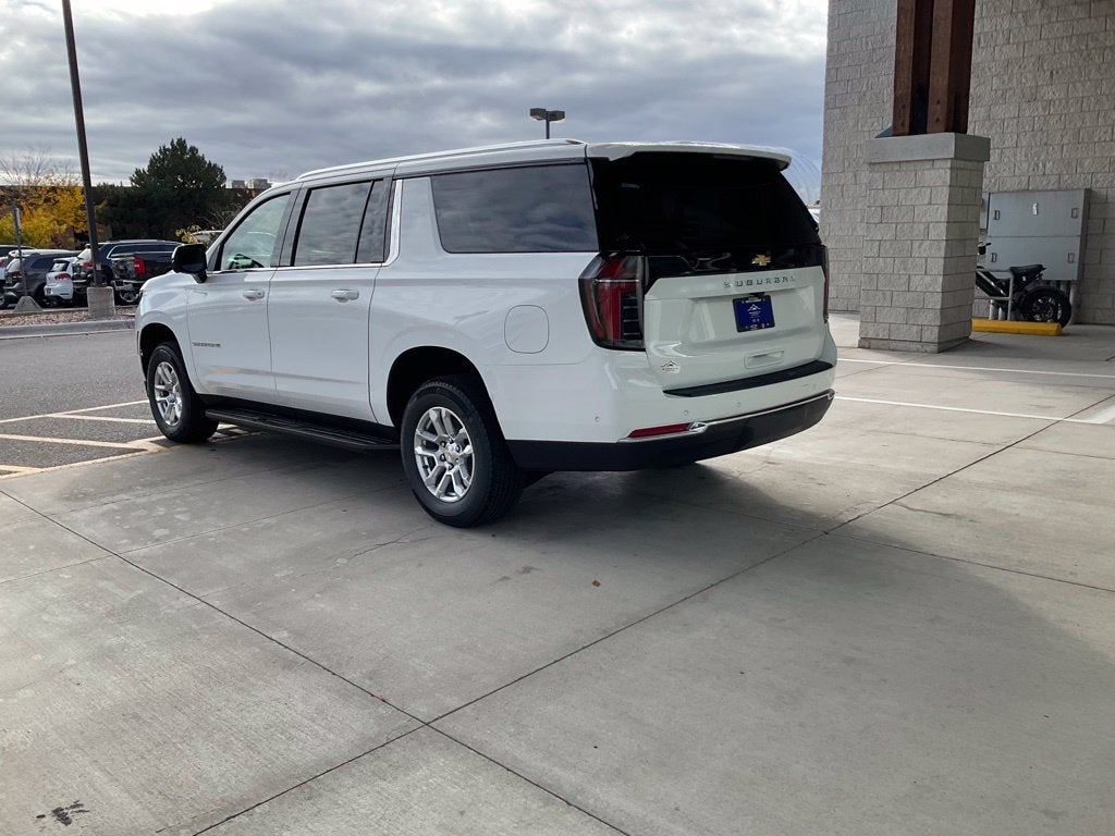 2027 Chevrolet Suburban LS