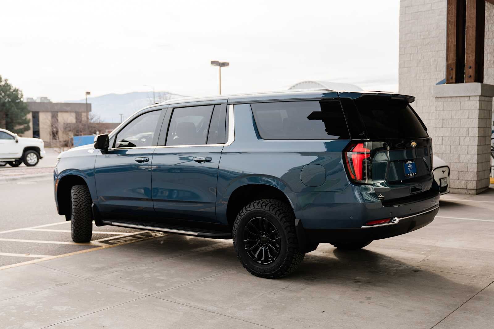 2026 Chevrolet Suburban LS