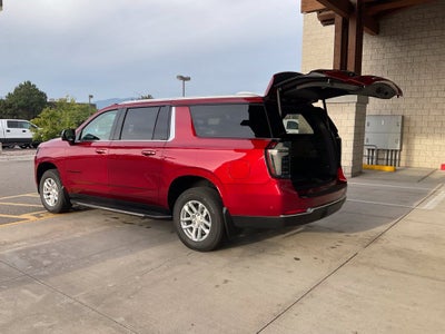 2026 Chevrolet Suburban LT