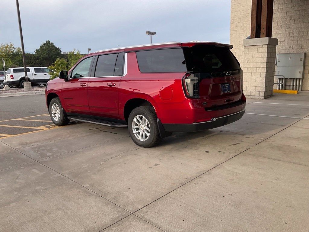 2026 Chevrolet Suburban LT