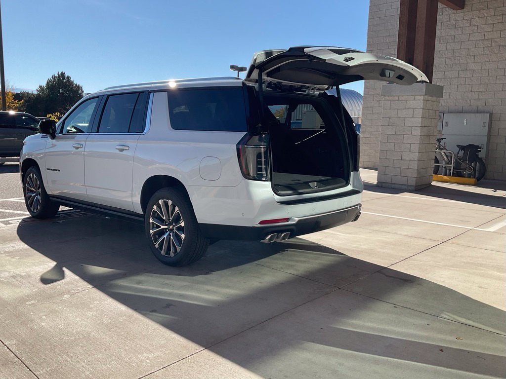 2027 Chevrolet Suburban High Country