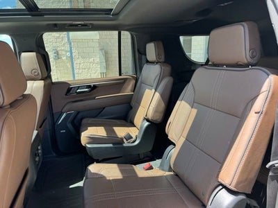 2025 Chevrolet Suburban High Country