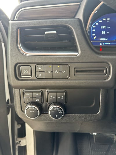 2022 Chevrolet Suburban LT