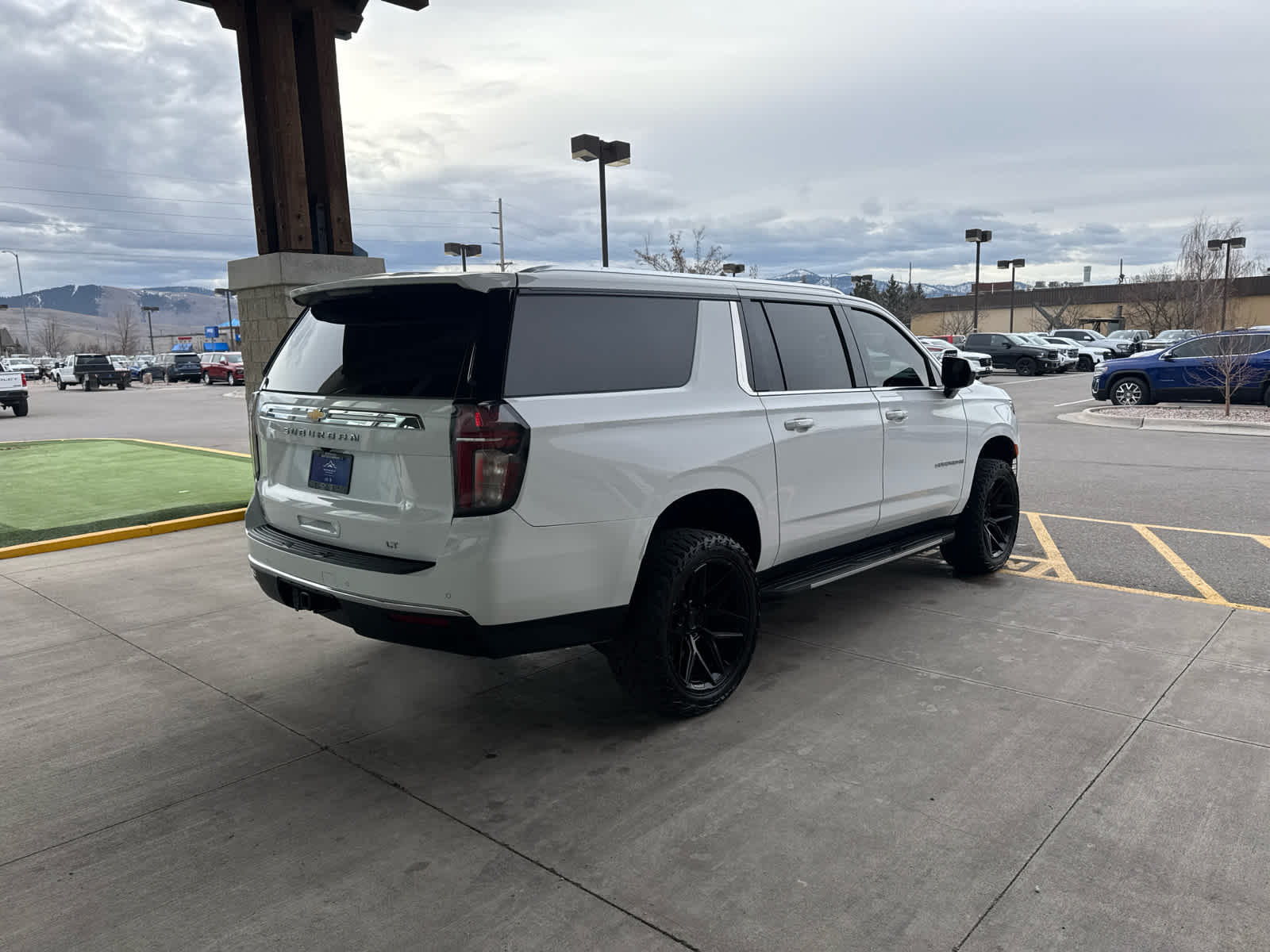 2022 Chevrolet Suburban LT