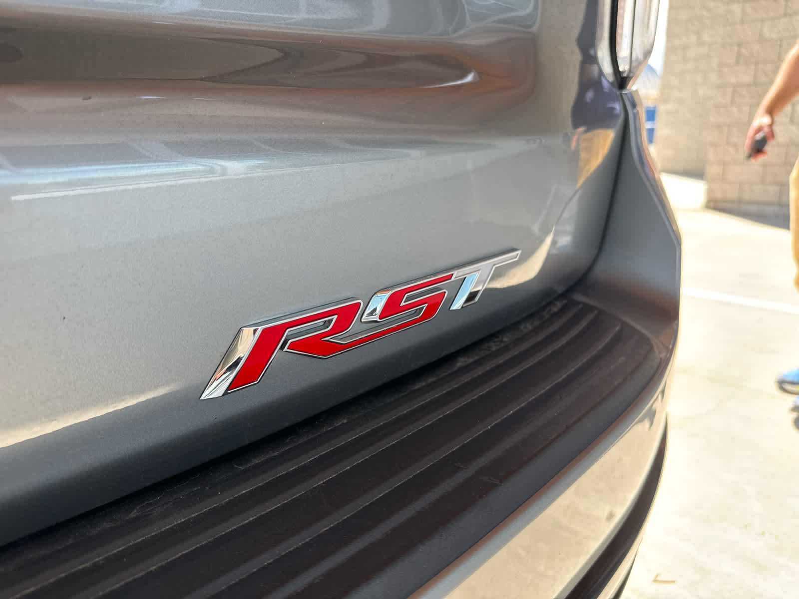 2024 Chevrolet Suburban RST