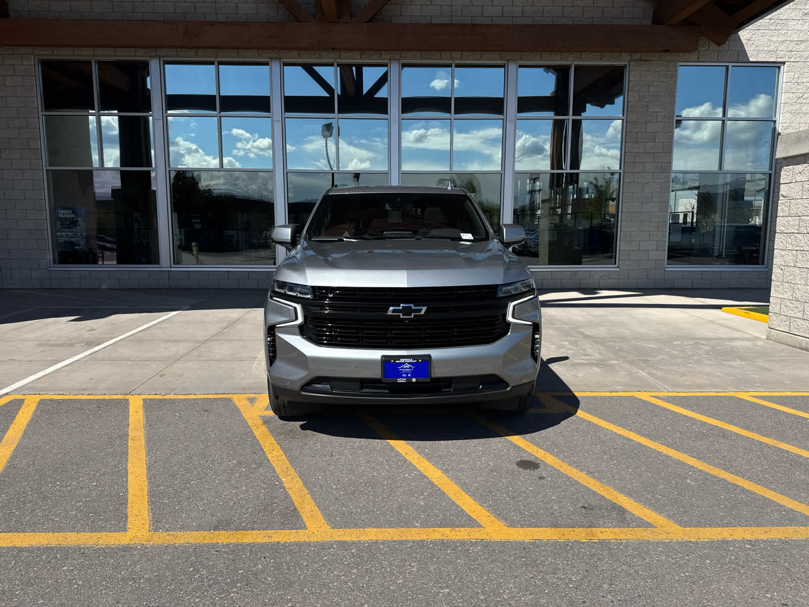 2024 Chevrolet Suburban RST