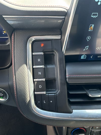 2024 Chevrolet Suburban RST