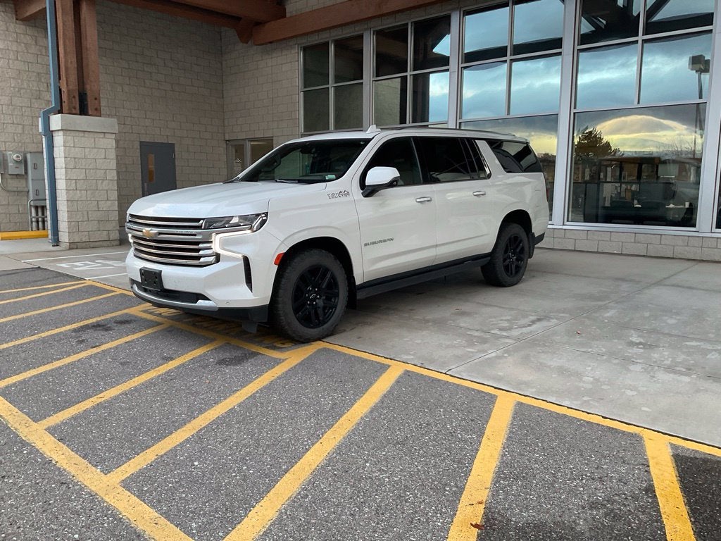 2021 Chevrolet Suburban High Country