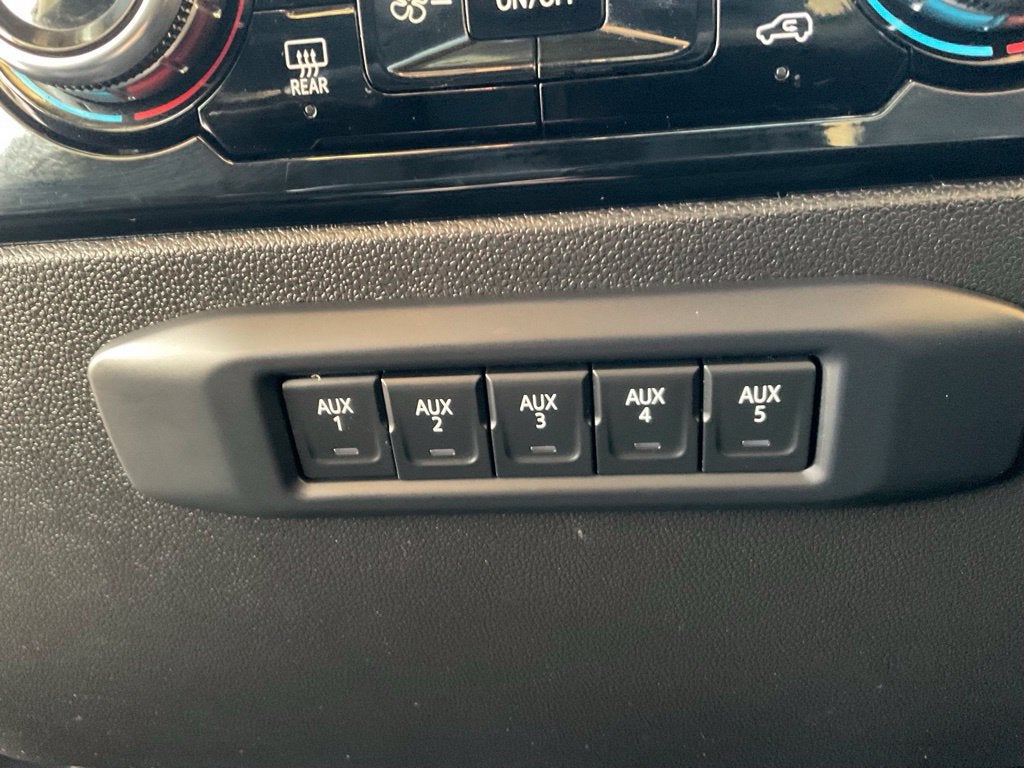 2025 GMC Sierra 3500 HD SLE