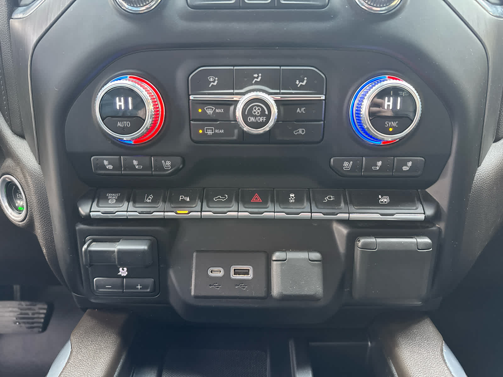 2023 GMC Sierra 3500 HD Denali DRW