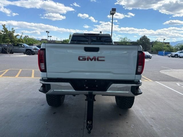 2025 GMC Sierra 2500 HD Pro