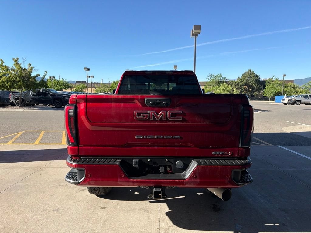 2025 GMC Sierra 2500 HD AT4