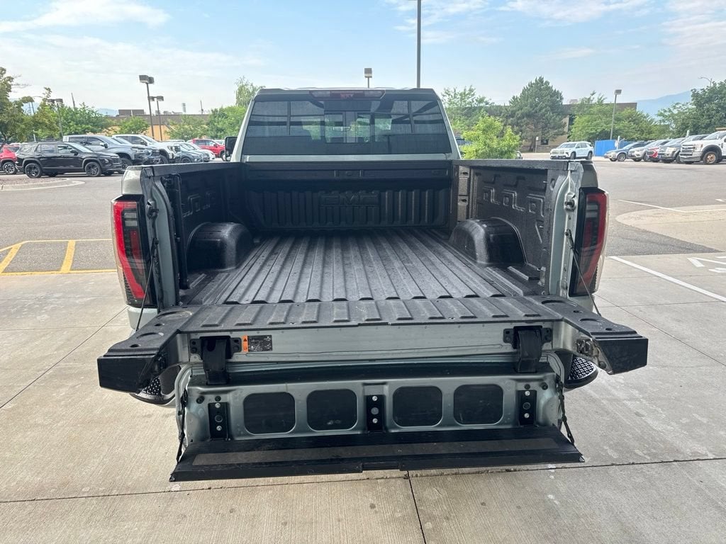 2025 GMC Sierra 2500 HD AT4