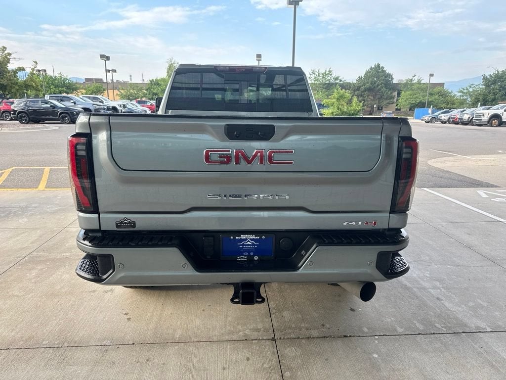 2025 GMC Sierra 2500 HD AT4