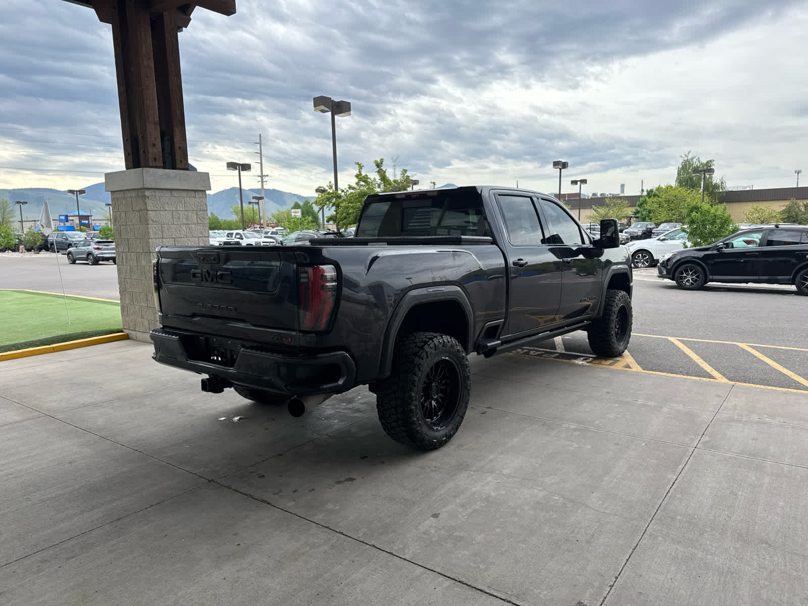 2025 GMC Sierra 3500 HD AT4