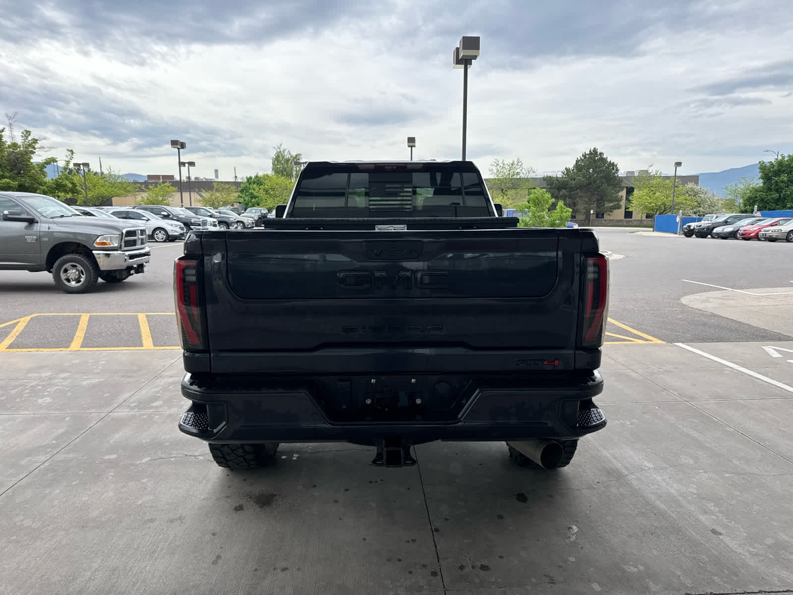 2025 GMC Sierra 3500 HD AT4
