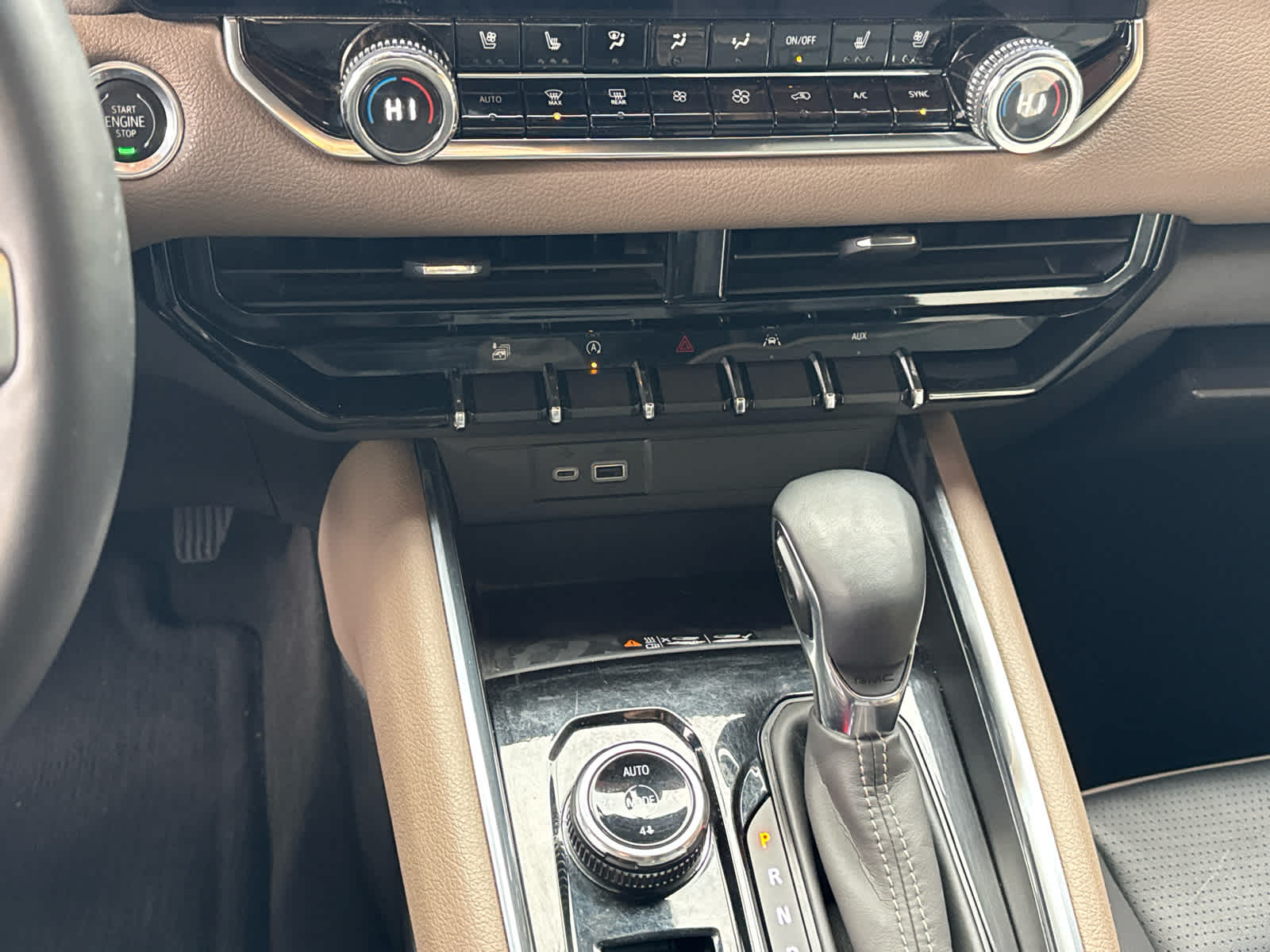 2023 GMC Canyon Denali