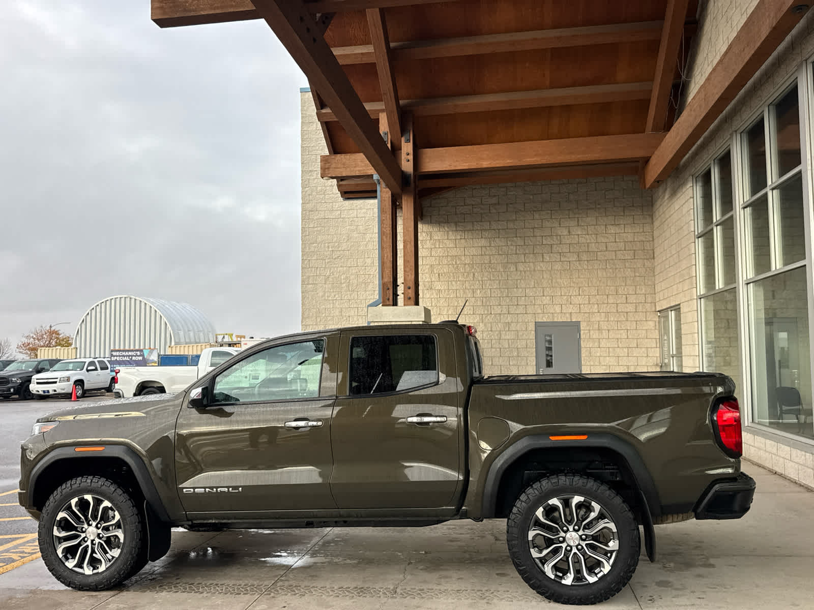 2023 GMC Canyon Denali