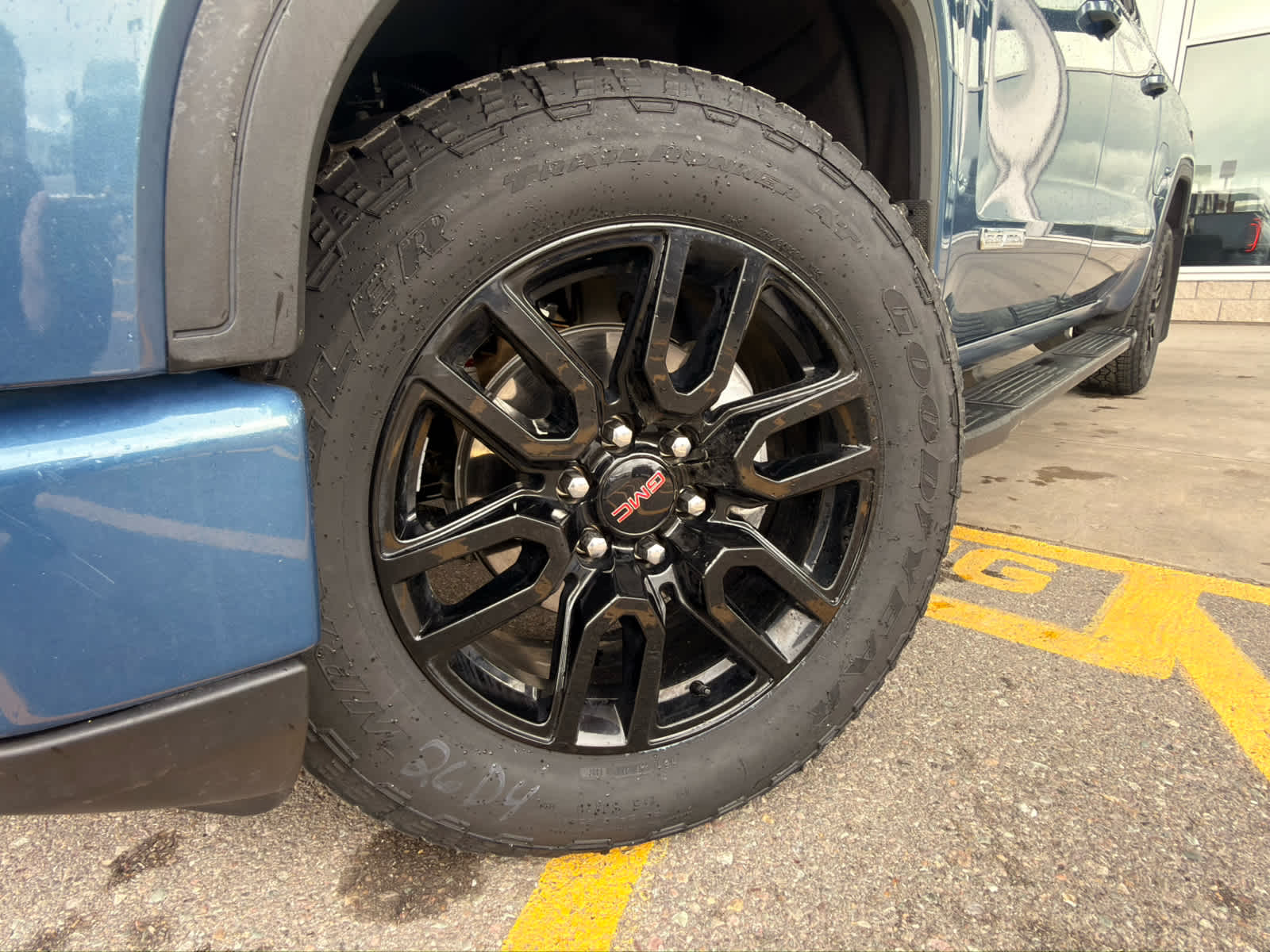 2025 GMC Sierra 1500 Elevation