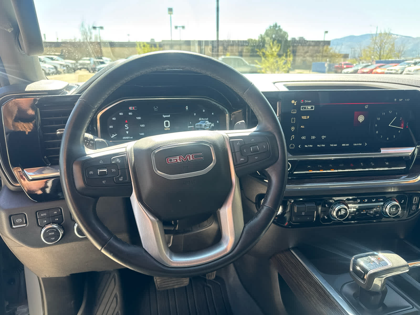 2024 GMC Sierra 1500 Elevation