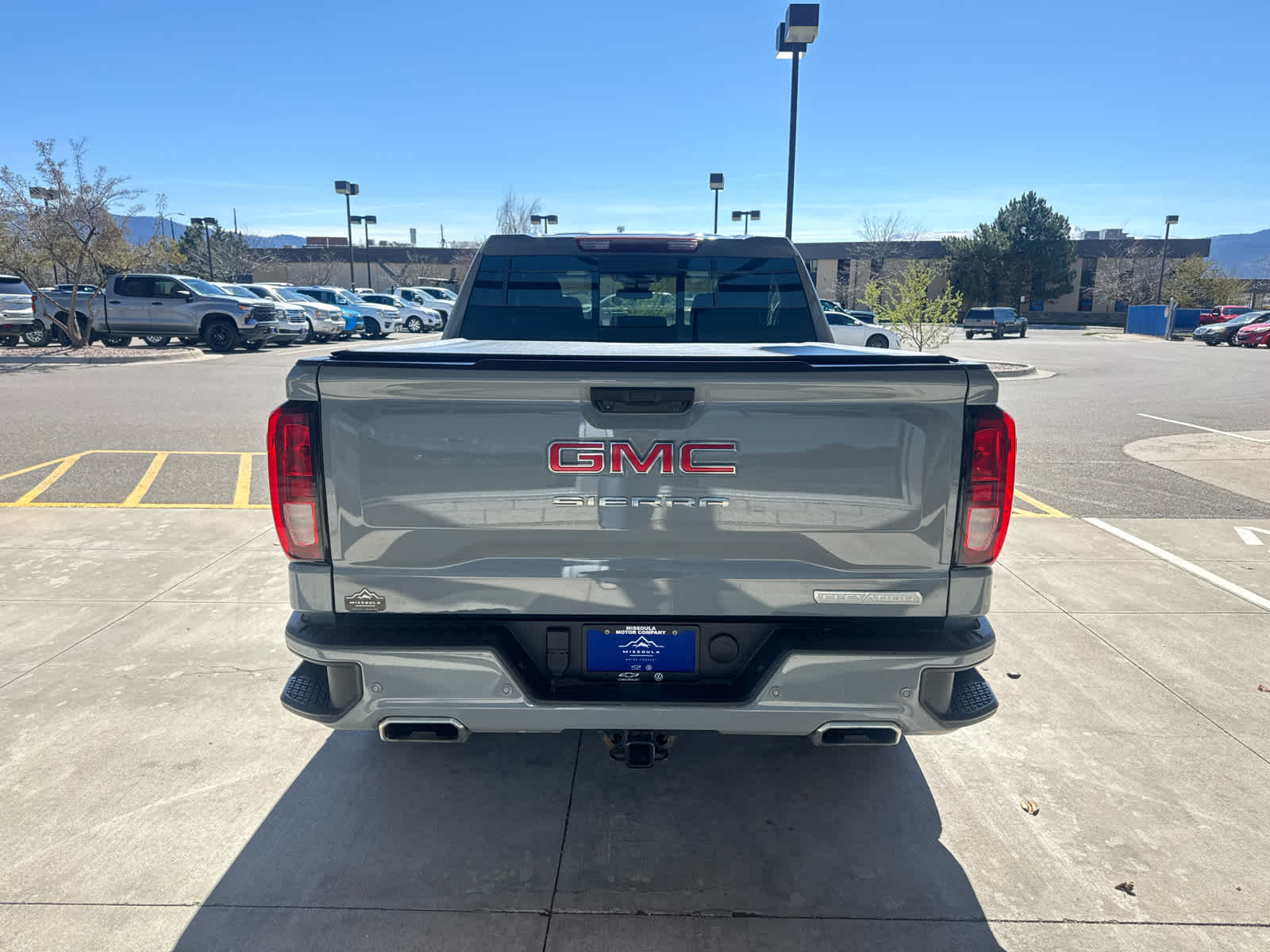 2024 GMC Sierra 1500 Elevation