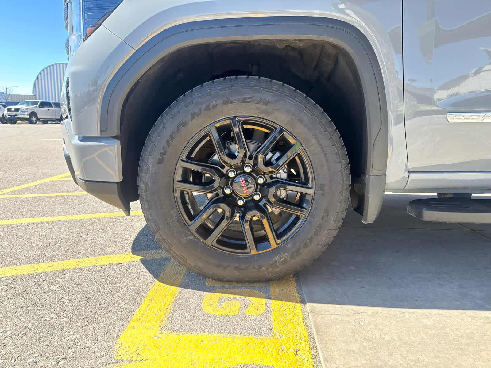 2024 GMC Sierra 1500 Elevation